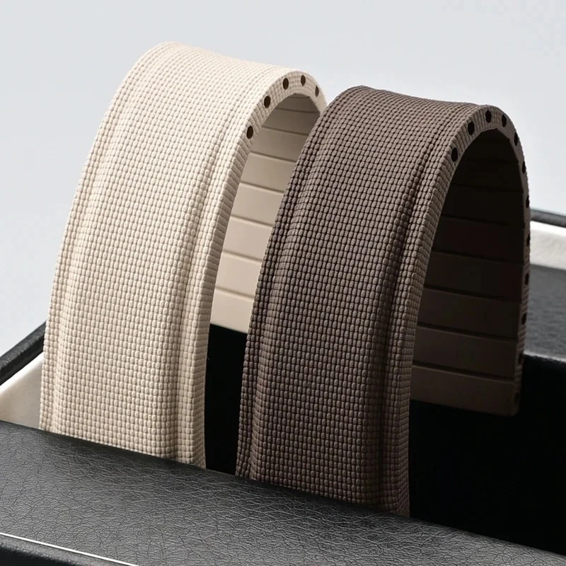 CTS Sailcloth Texture Rubber Watch Strap with Stainless Steel Deployant Clasp - Image 3