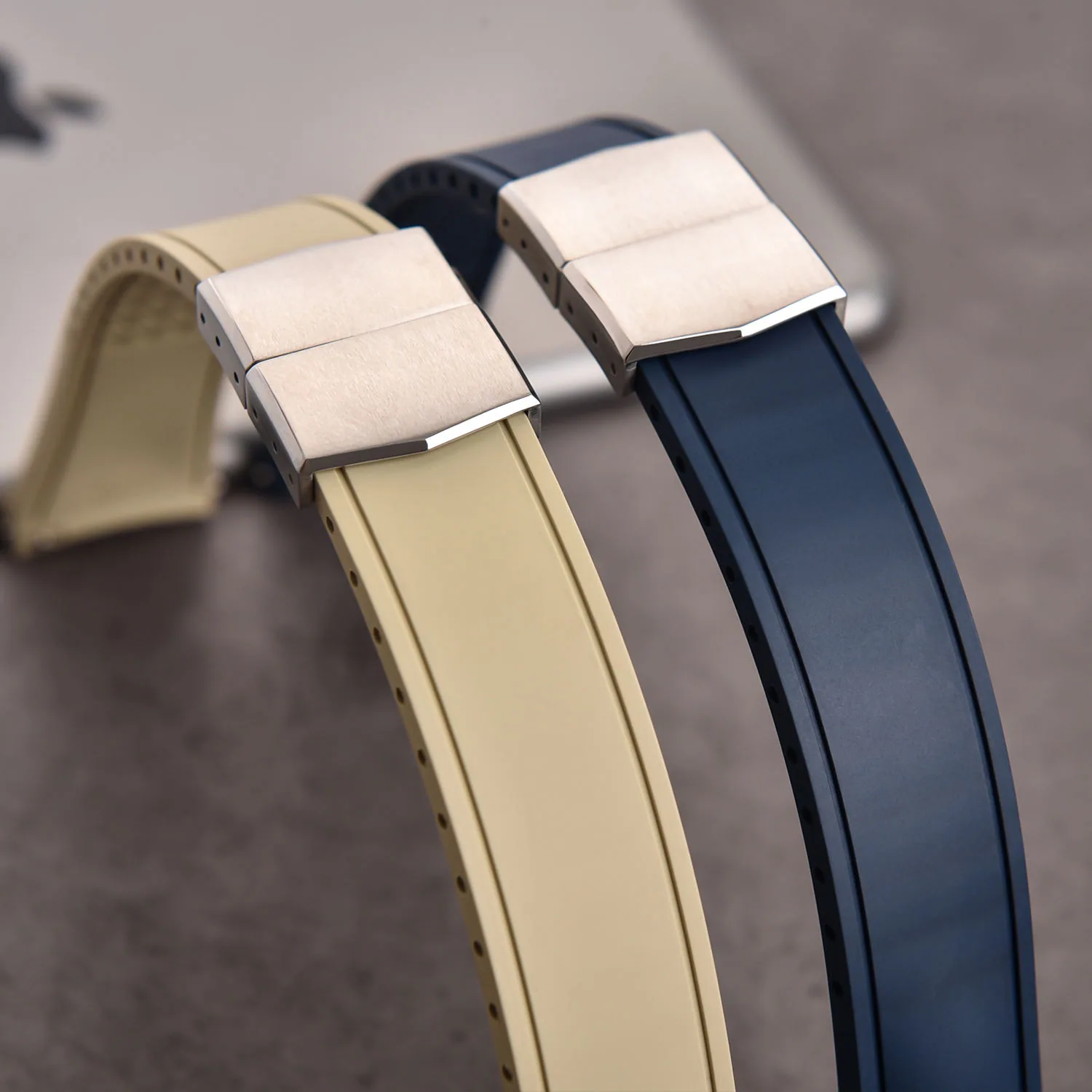 CTS Curved End FKM Rubber Watch Strap with Spring Deployment Clasp - Image 5